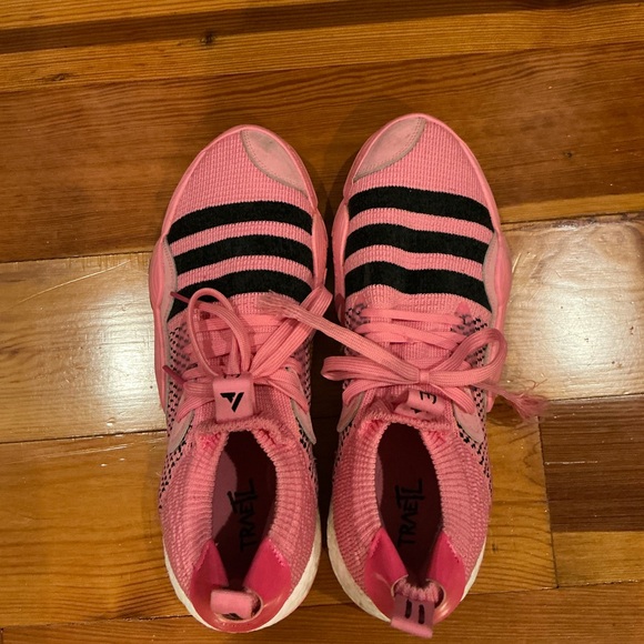 adidas Trae Young 2.0 basketball shoes - Picture 3 of 3